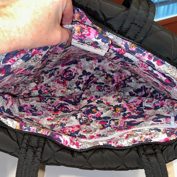 Vera Bradley Black Performance Fabric Ultralight Zippered Work Tote - Picture 4 of 10